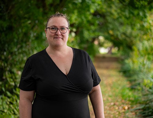 Nanda: Van overleven naar leven
